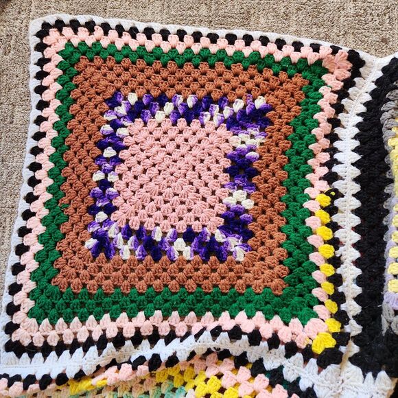 Vtg Handmade Granny Square Afghan Retro Cottagecore FULL/QUEEN 104x65" Y2K *read - Picture 14 of 16